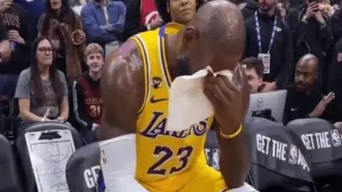 特林康喜提双喜：战果辉煌，精英集结显神威